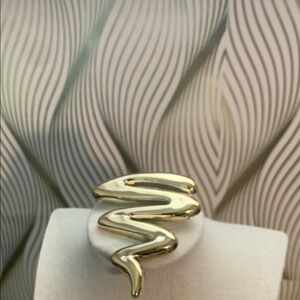 Gold Swirl Brooch